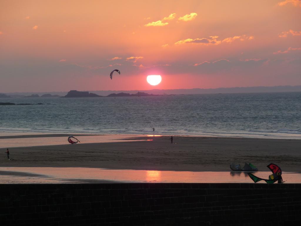 Appartement Plage Saint-Malo Esterno foto